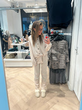 Afbeelding in Gallery-weergave laden, Chelsea comfy pak beige
