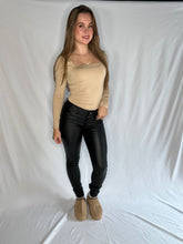 Afbeelding in Gallery-weergave laden, Leren broek zwart

