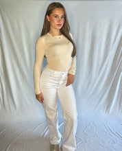 Afbeelding in Gallery-weergave laden, Body beige hoge hals
