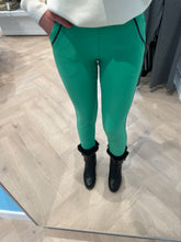 Afbeelding in Gallery-weergave laden, Comfy pants green
