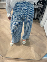 Afbeelding in Gallery-weergave laden, Ruffle pants blue
