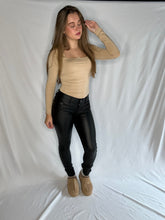Afbeelding in Gallery-weergave laden, Leren broek zwart
