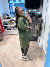 Afbeelding in Gallery-weergave laden, Oversized blouse
